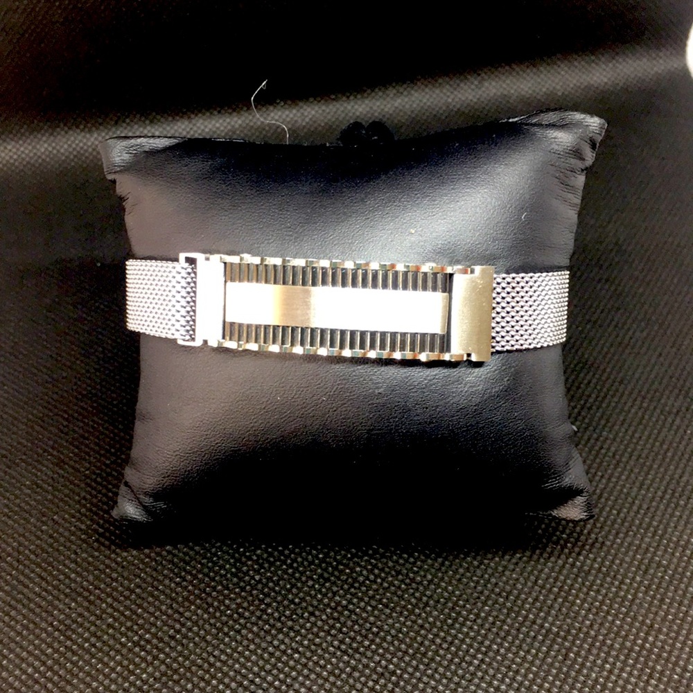 Elegant adjustable Bracelet
